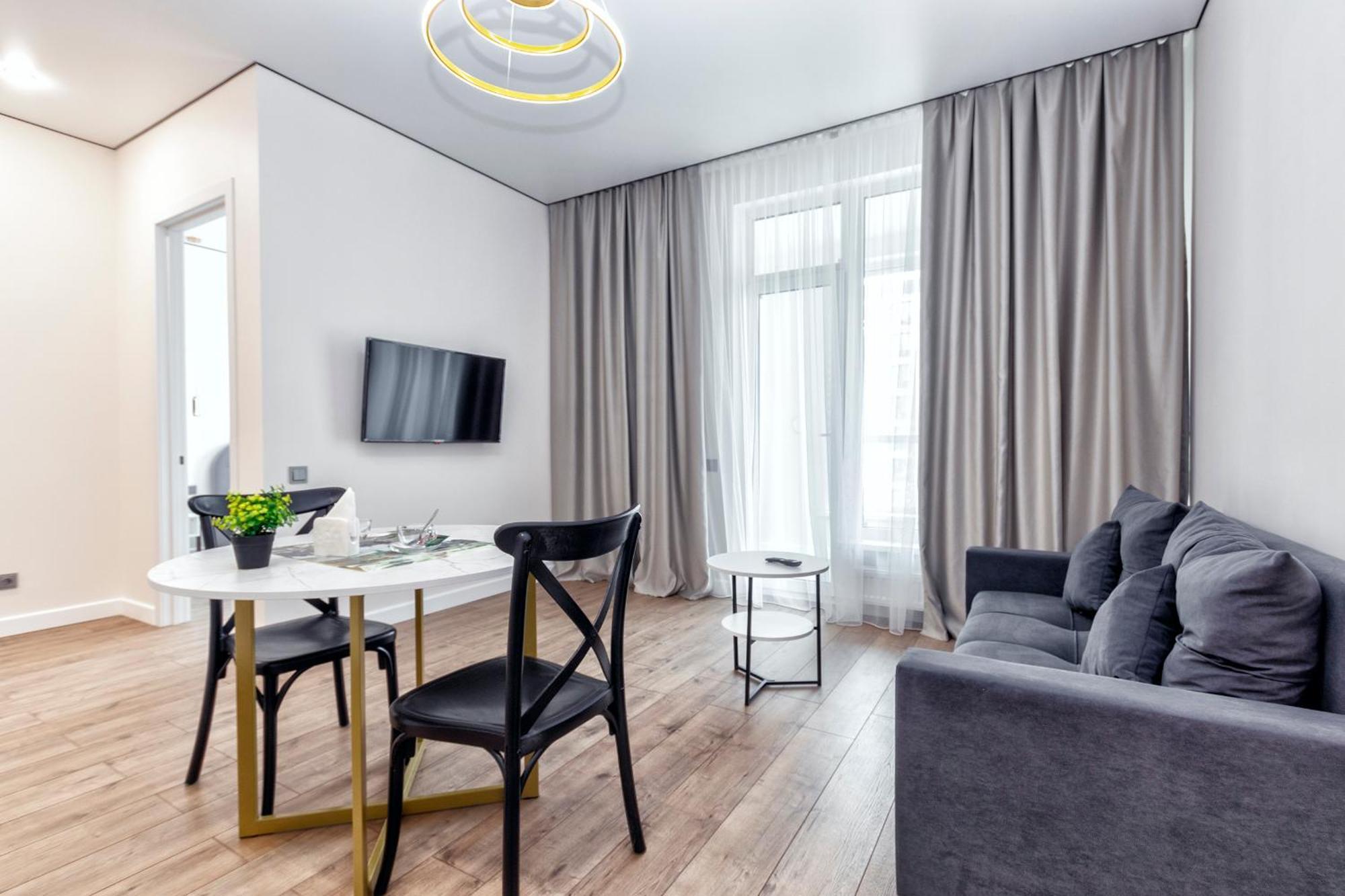 Raisson Ahotel Headliner E39-Khan Shatyr Taldykol