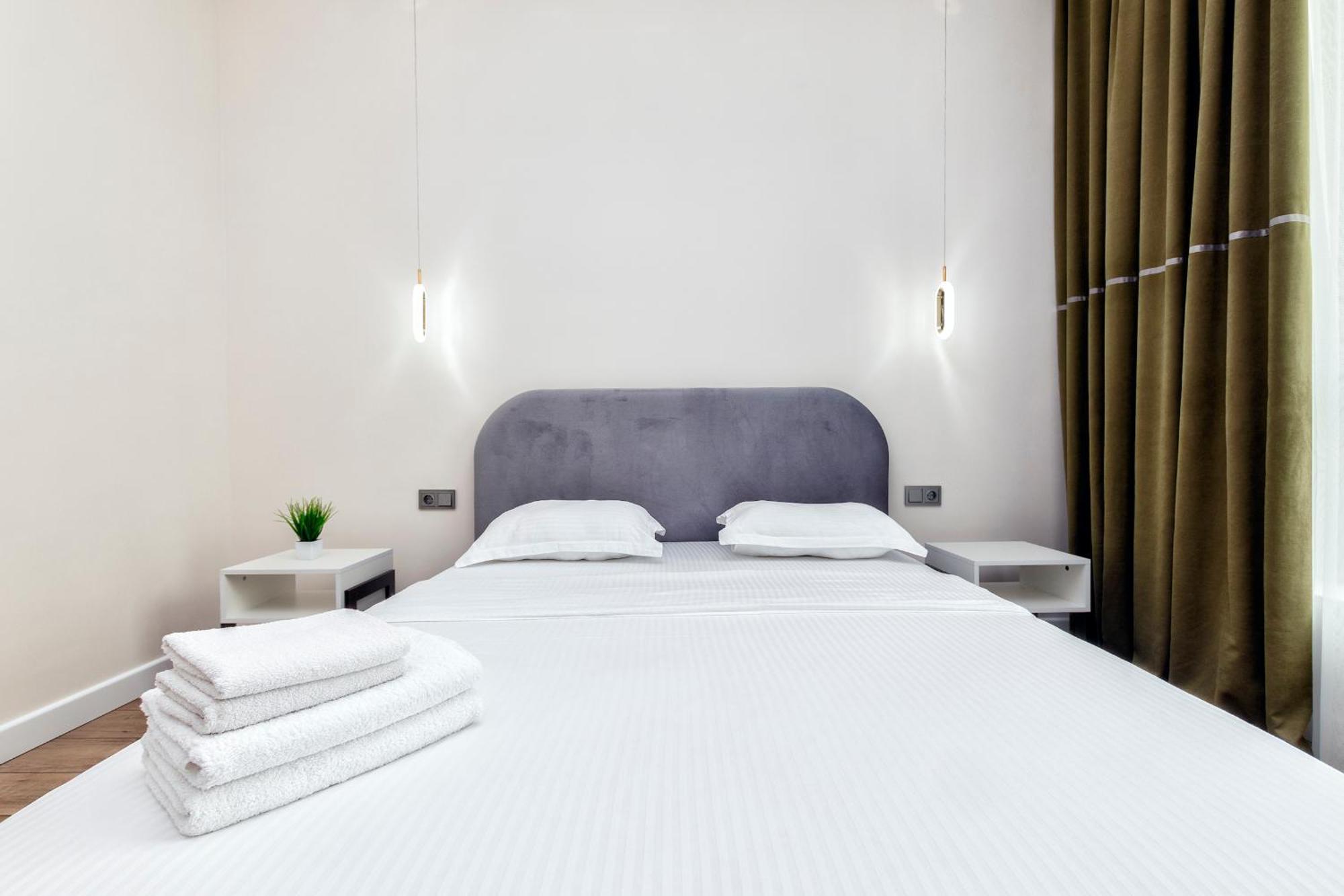 Raisson Ahotel Headliner E39-Khan Shatyr *